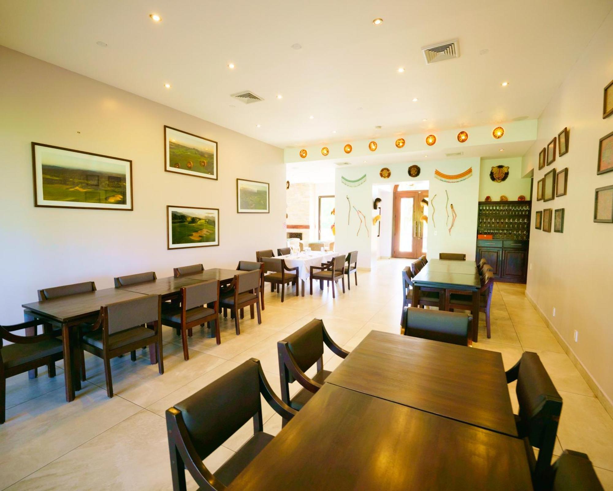 Lucero Golf And Country Club Tree Houses โบเกเต ภายนอก รูปภาพ