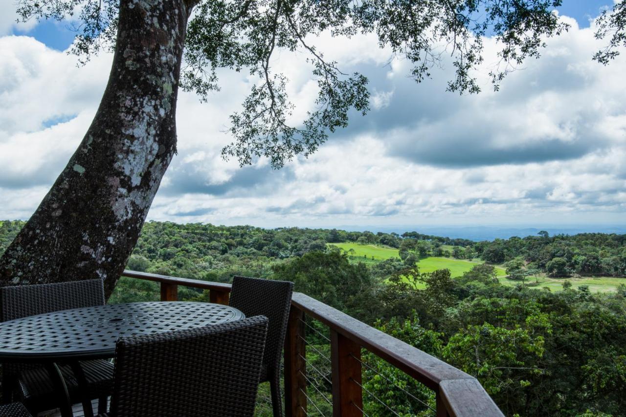 Lucero Golf And Country Club Tree Houses โบเกเต ภายนอก รูปภาพ